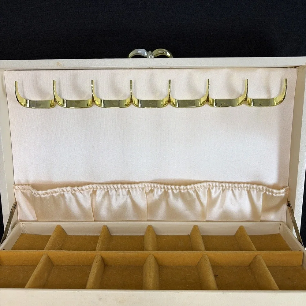 Vintage Mele Ivory Jewelry box Two Tier w Necklace Hooks, Mustard, 12.5x8x3.5